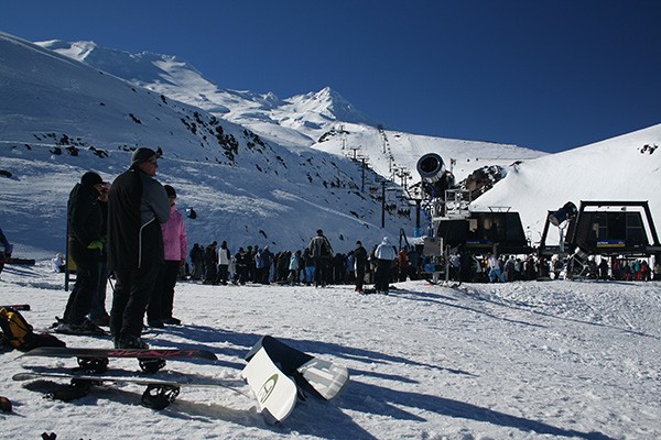 Snow Boarding & Skiing